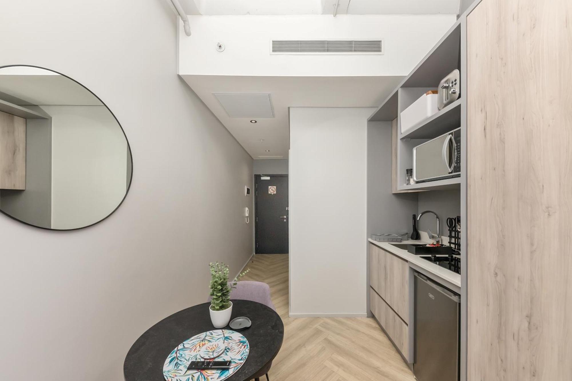 One Thibault Studio Hotel And Apartments Кейптаун Екстериор снимка